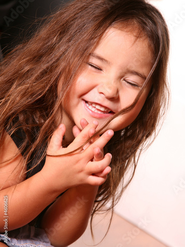 free photo of girls laughing №12042 free photo of girls laughing № 12041