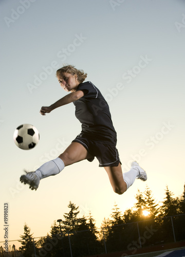 photo of girls soccer with referee №16388 photo of girls soccer with referee № 16387