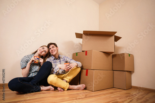Moving in after 3 months of dating