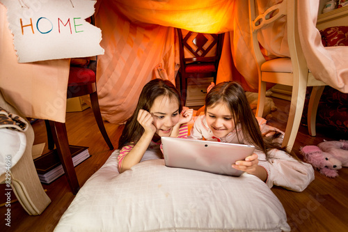 photo of girls in bedroom photos №19444 photo of girls in bedroom photos № 19443