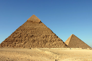 Fototapeta na wymiar z Pyramides w Gizie
