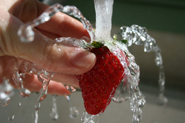 fraise sous l'eau