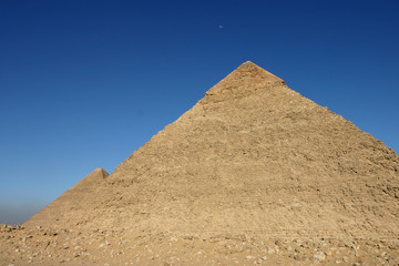 Fototapeta na wymiar pyramides de gizeh