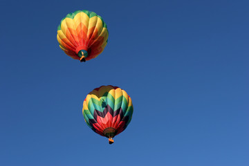 Naklejka premium two hot air balloons