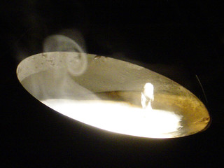 goutte d'eau et volute de fumée
