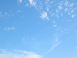 ciel bleu. (ciel+nuages0003—g.jpg)