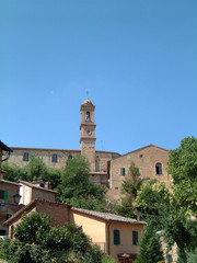 Fototapeta na wymiar tower in tuscany
