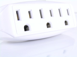 multi-outlet adapter