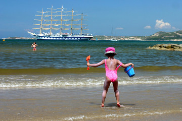 girl playing3