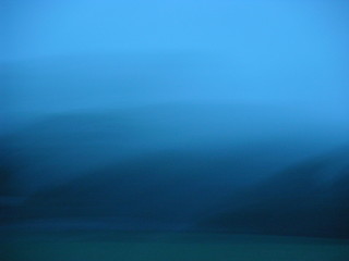 Fototapeta premium blue mountains at dusk