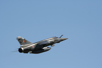 mirage f1 en vol