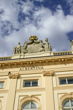 albertina oper wien