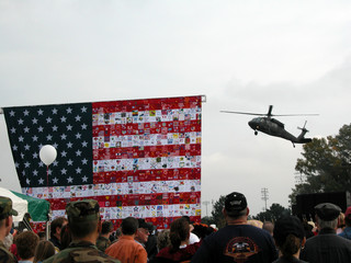 banni&egrave;re &eacute;toil&eacute;e et h&eacute;licopt&egrave;re