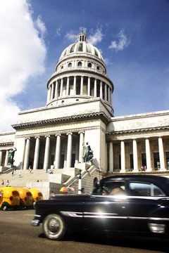 coche y capitolio en habana