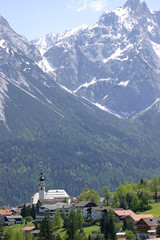 Fototapeta na wymiar alpine mountain valley