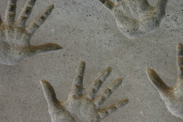 handabdrücke in beton
