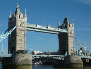 Obraz na płótnie Canvas tower bridge