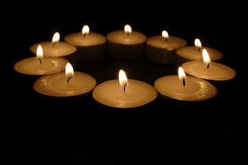 circle of candles