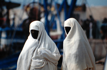 femmes berberes sur le port