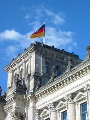 Fototapeta na wymiar Niemieckim Reichstagu flag