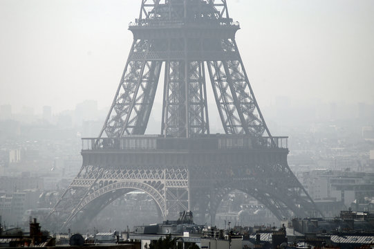 eiffel tower