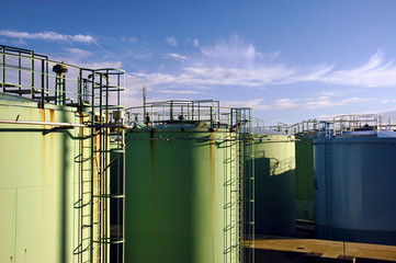 cuves de pétrole