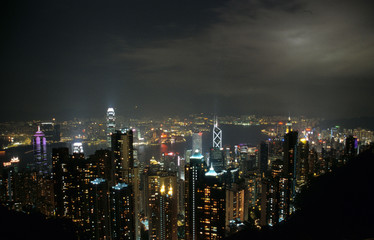 Fototapeta na wymiar hong kong peak view by night 2
