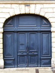 belle porte bleu ancienne