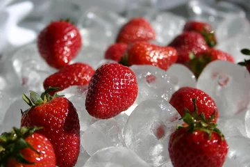 Plexiglas foto achterwand aardbeien © Creative images