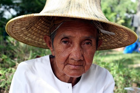 portrait de veille femme
