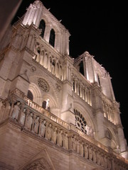 Fototapeta na wymiar Notre Dame de Paris noc
