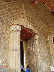 thailand bangkok - golden entrance