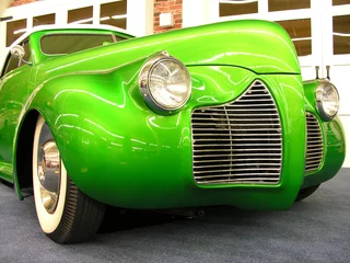 Foto op Plexiglas groene vintage auto © Nicky Rhodes