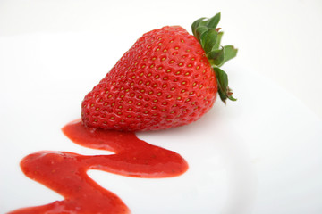 strawberry dessert
