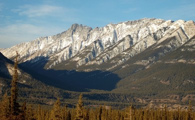 mountains of jasper alberta
