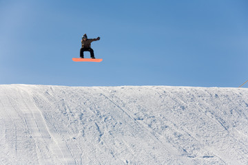 ski 020 snowboad jump