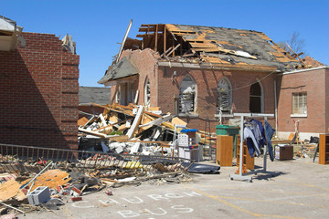 tornado damage ky 3e