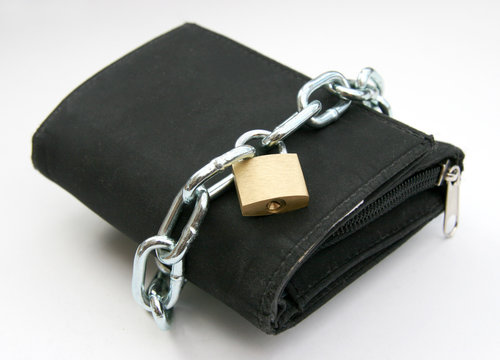 purse with padlock 2 - pickpocket