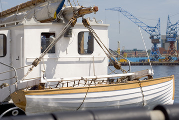 schiff im kieler hafen 1