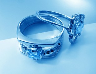 two blue rings