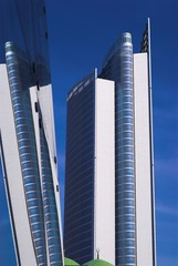 skyscraper and reflexion ii - 562652