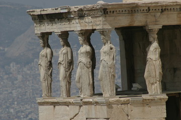 classic architecture of ancient greece