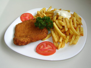 schnitzel pommes