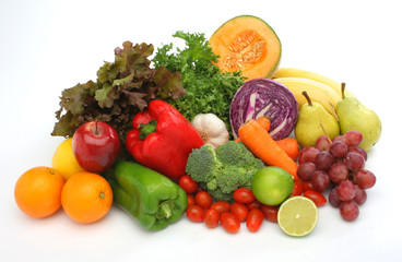 Obraz na płótnie Canvas Kolorowe grupy świeżych warzyw i owoców