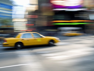Fototapeta na wymiar Times Square taxi