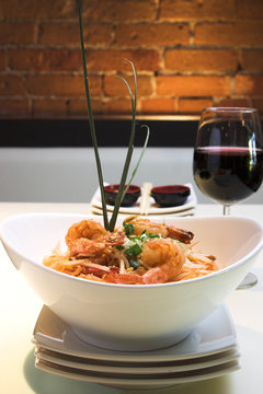 shrimp pad thai