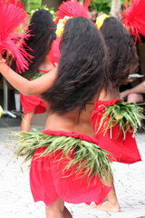 group of tahitian dancers - obrazy, fototapety, plakaty