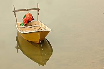 solitary boat