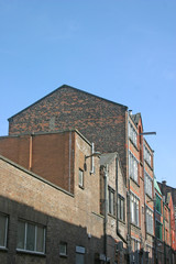 Fototapeta na wymiar old warehouses in liverpool