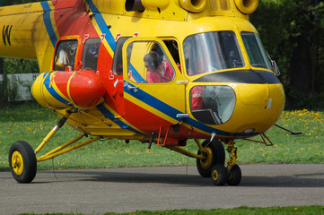 Obraz na płótnie Canvas rescue chopper